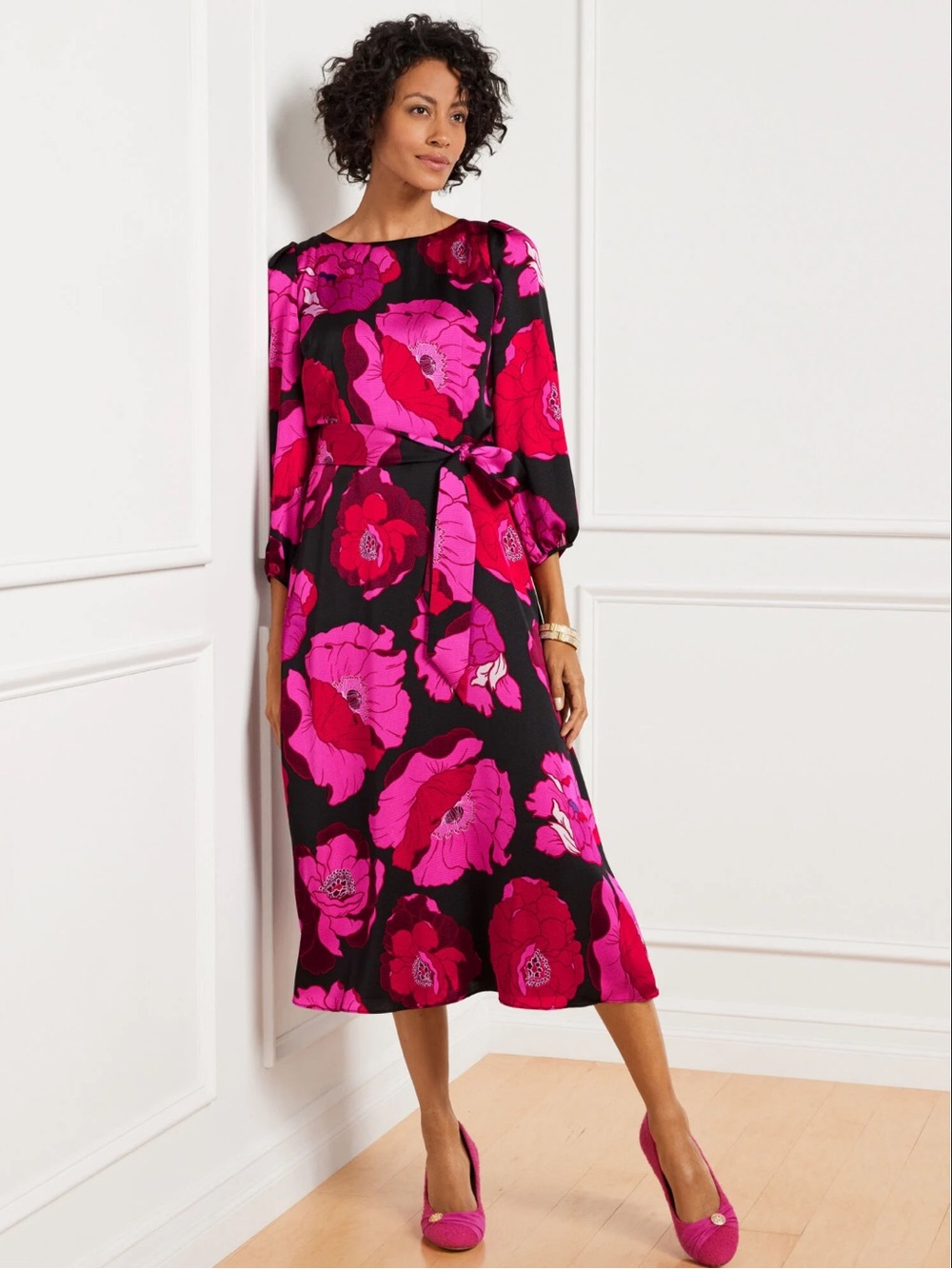 Talbots Satin Fit & Flare Dress in Blooming Floral Pink Black Size 2 Petite